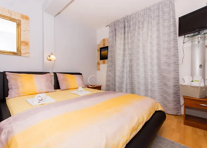 Apartment 104 Luxsor *