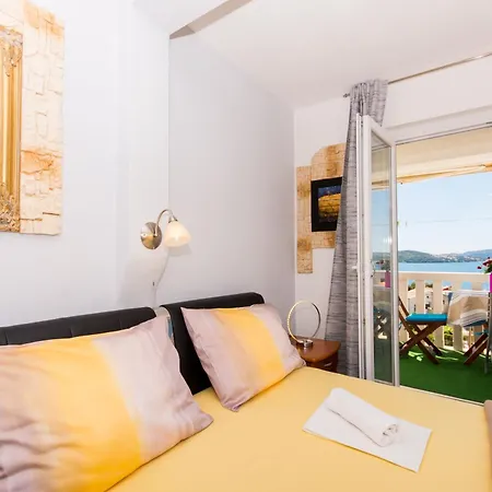 104 Luxsor Trogir
